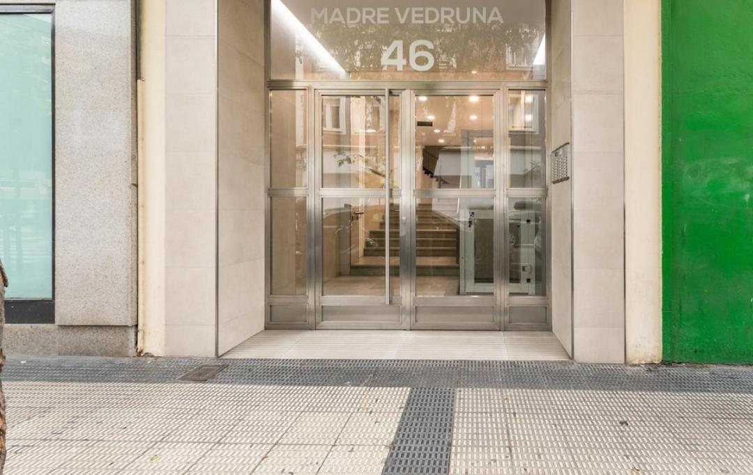 Urban Vedruna Zaragoza Bagian luar foto